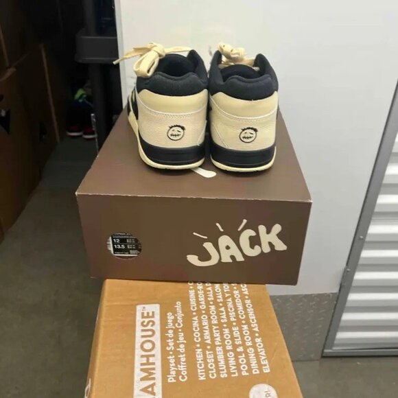 Jordan Jumpman Jack Travis Scott Bright Cactus FZ8117102 Size Men 12 Worn Once - Picture 6 of 9